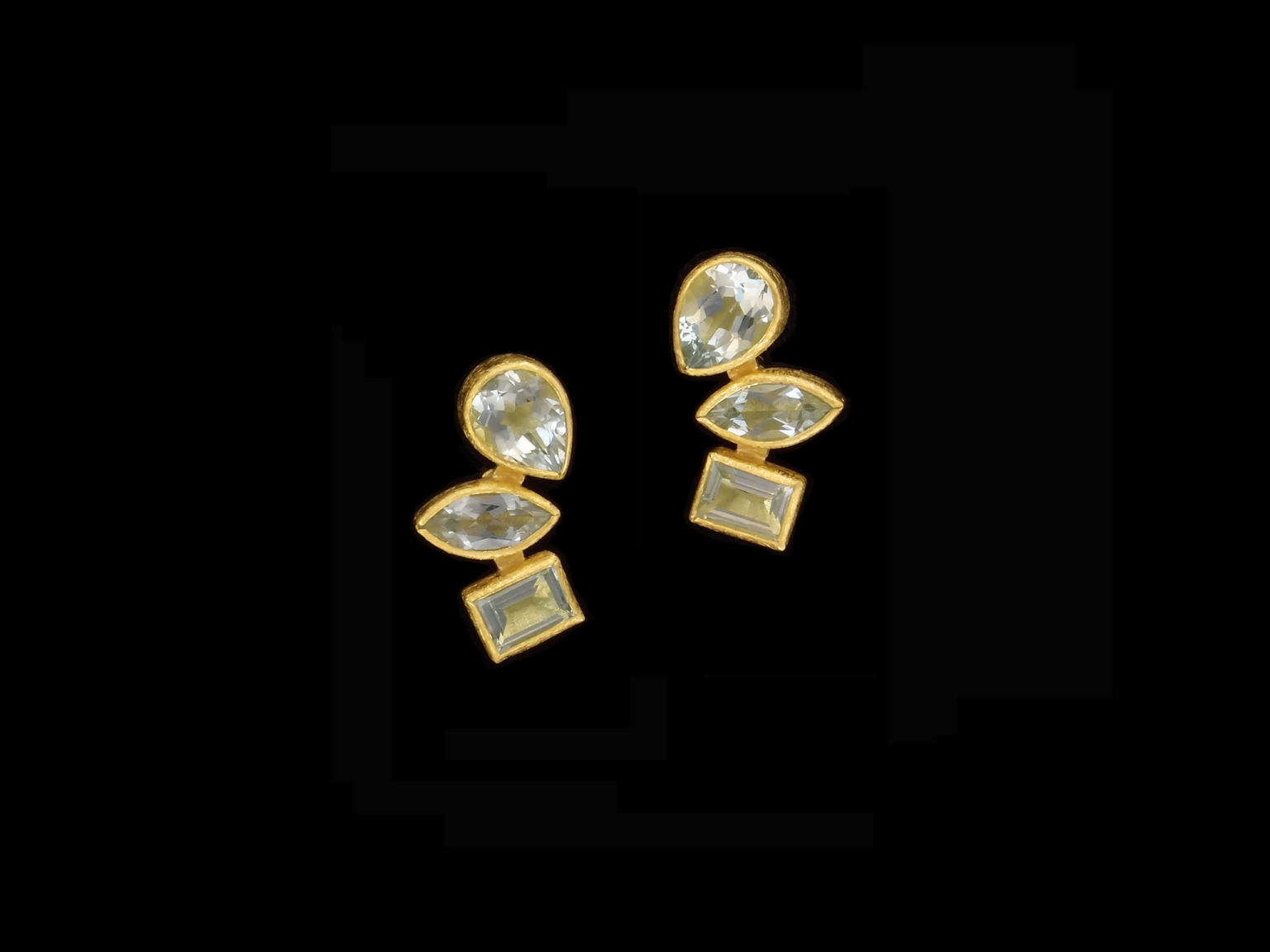 Find custom artistmade jewelry at De Novo, Palo Alto, CA